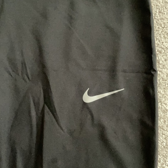 Nike Dri Fit Leggings - Picture 2 of 6